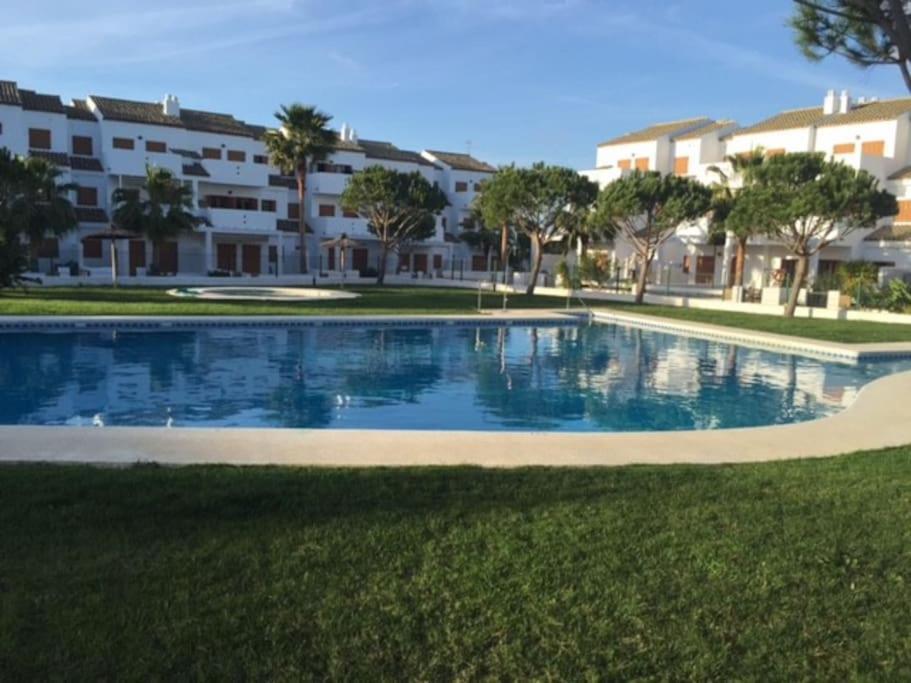 Precioso Apartamento A 700 M Del Mar Chiclana de la Frontera Bagian luar foto