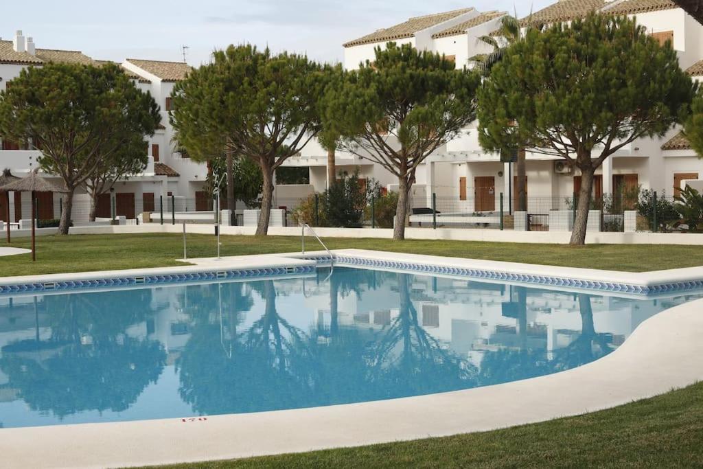 Precioso Apartamento A 700 M Del Mar Chiclana de la Frontera Bagian luar foto